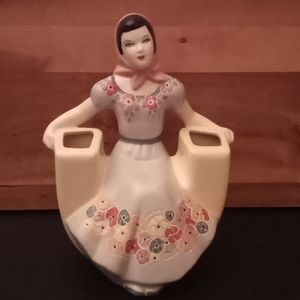 Elegant , Double vase weil ware pottery #4028  (896)